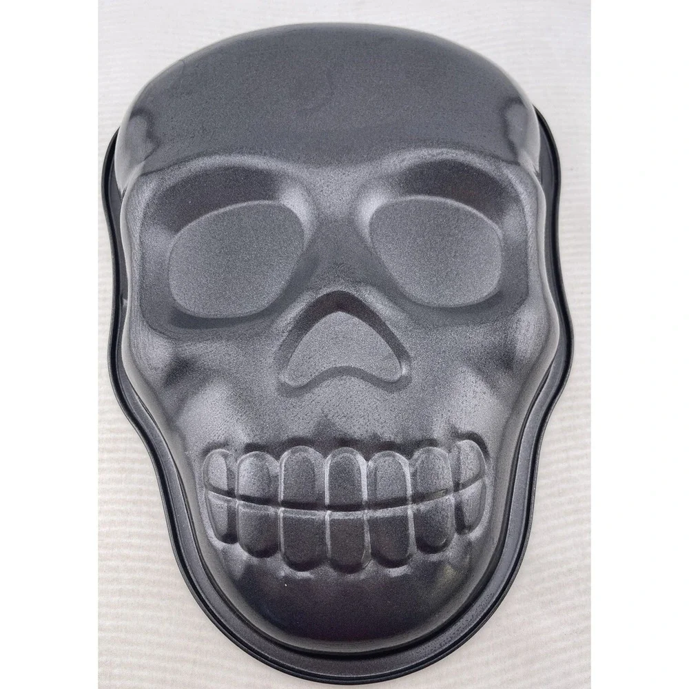 Skull Shaped‎ Cake Pan ~ Halloween Nonstick